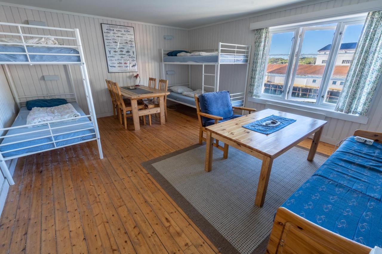 Lofoten A Hi Hostel โอ ภายนอก รูปภาพ